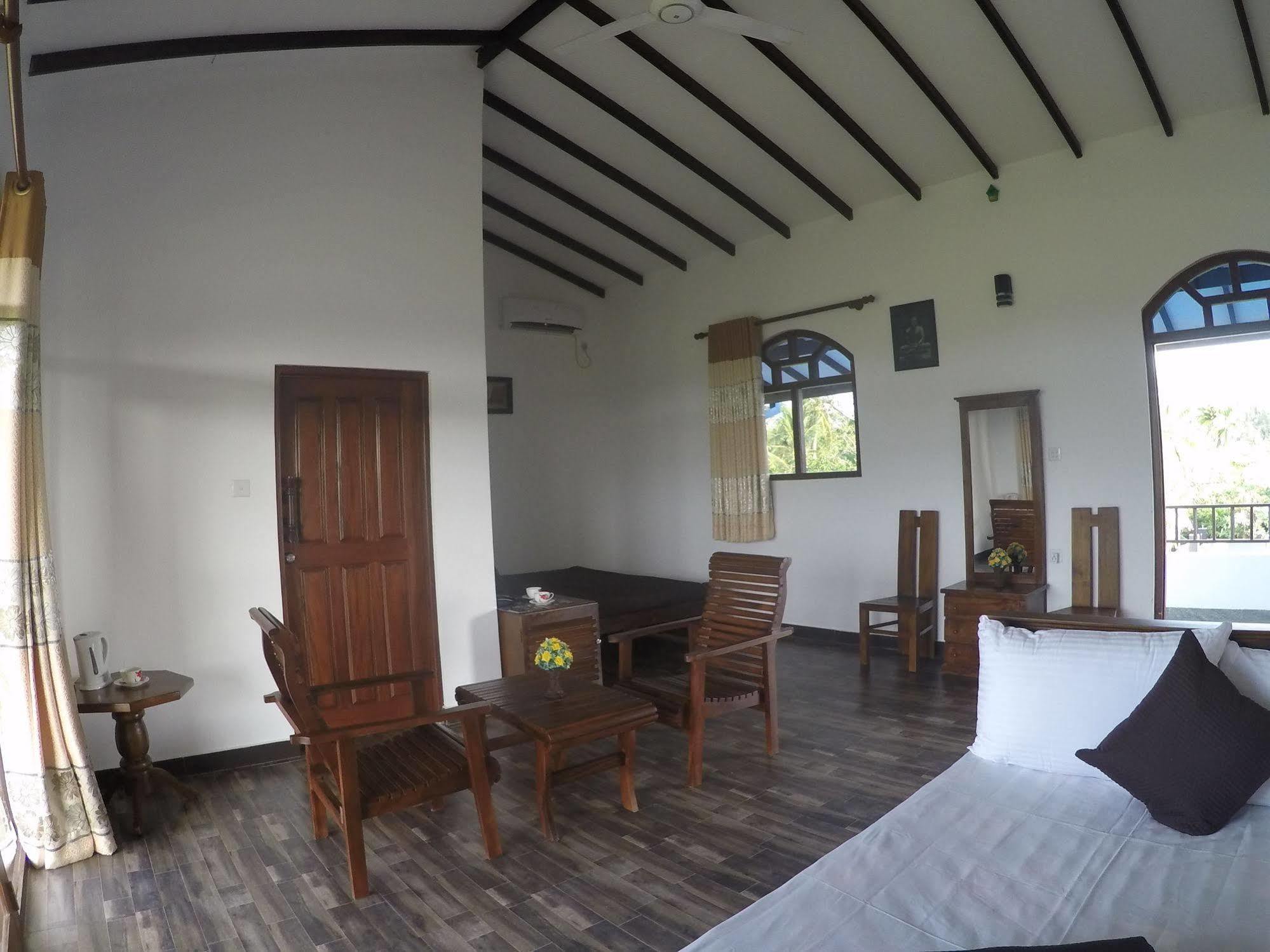 Dhammika Magic Palace Wadduwa Exterior foto
